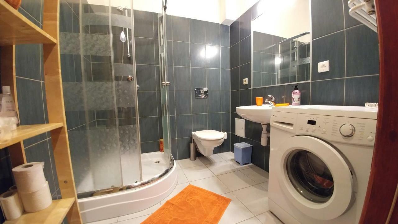 Apartament Optimum Lägenhet Krasków Exteriör bild